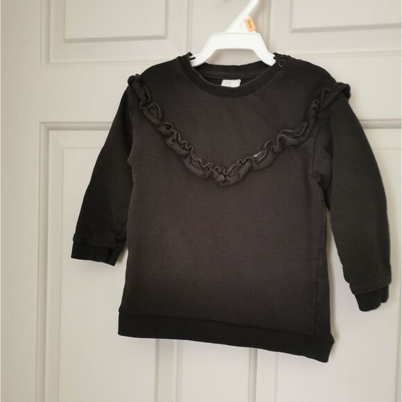 2/$15 H&M sweater size 12-18 m - Picture 1 of 4